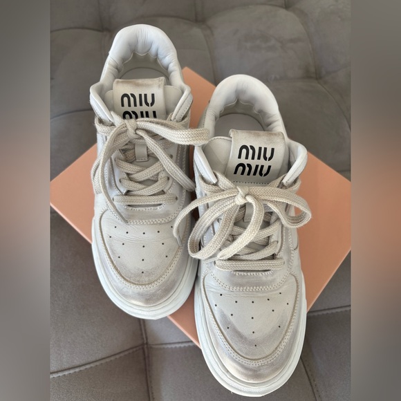 MIU MIU White Bleached Leather Sneakers Women’s Low Top Size US 8 EUR 39 Pre-Own - Picture 2 of 16